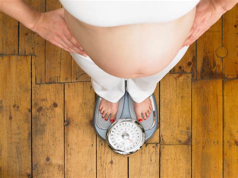 How to gain weight for pregnant. Expecting Moms Can Stop Stressing About Pregnancy Weight ...