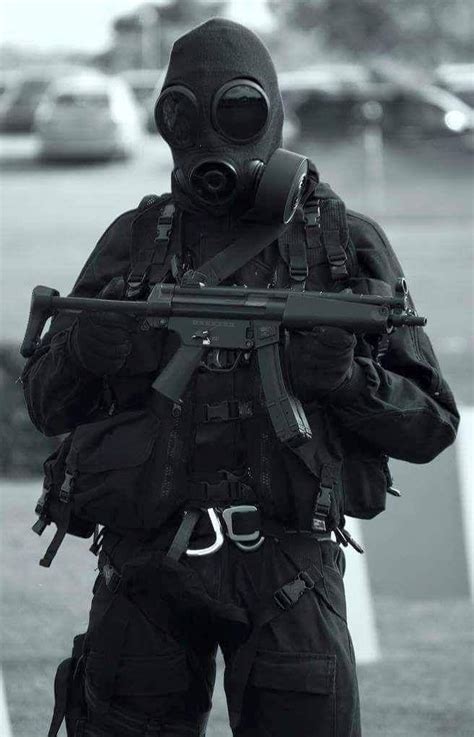 28 Special Forces Uniforms From Around The World Special