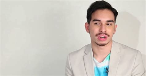 Nantikan drama bersiri ku kirim cinta yang bakal menampilkan gandingan ayda jebat dan redza rosli. Kenali Fahad Iman, Aktor Kacak Drama Ku Kirim Cinta ...