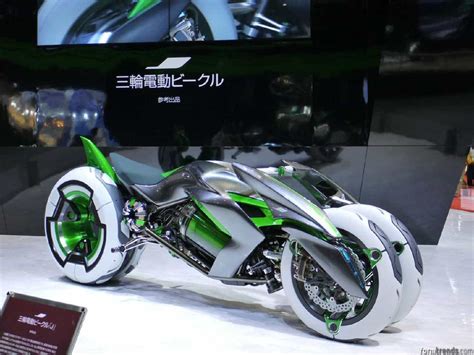 Kawasaki J Concept Rides Into Future