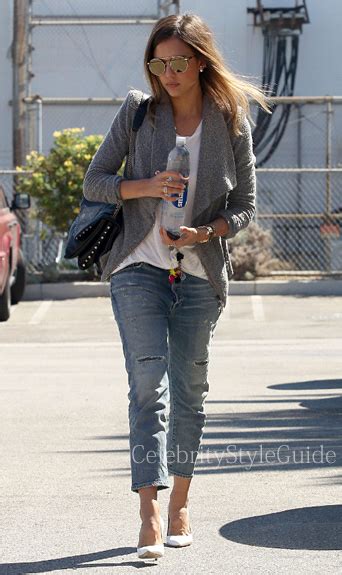 Jessica Alba Rocks Boyfriend Jeans Running Errands In Santa Monica