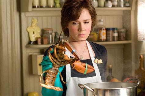 Amy adams fan is a comprehensive website dedicated to actress amy adams, containing a large i have added over 3,000 screencaptures of amy in the film, julie & julia. In the Frame Film Reviews: Julie & Julia