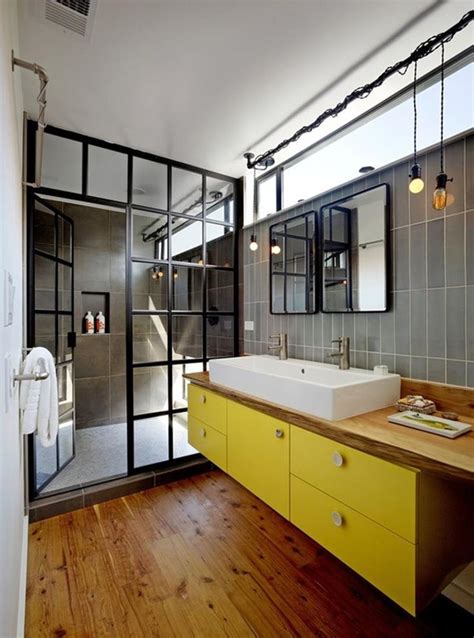 24 Beautiful Ideas For Master Bathroom Windows