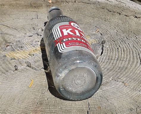 Kist Soda Bottle Made By Kist Bottling Co Holbrook Az Collectors Weekly