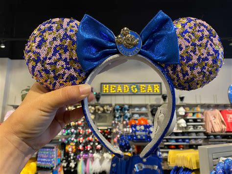 Photos New Annual Passholder Sequined Minnie Mouse Ear Headband