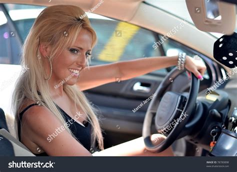 Sexy Woman Car库存照片 Shutterstock