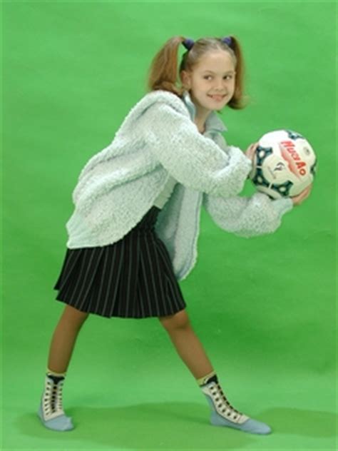 The purpose of our agency is to promote young russian. Yulya N5: preteen model pics