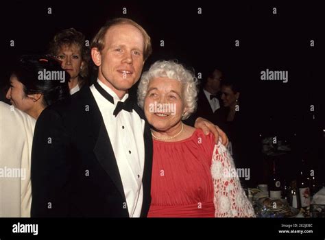 Ron Howard With His Mother Jean Speegle Howard 1990f9636 Credit Ralph