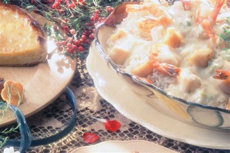 This seafood casserole is full of shrimp and scallops so it's a seafood lover's delight. Est Seafood Casserole : Top 30 Low Carb Seafood Casserole - Home, Family, Style ... : A ...