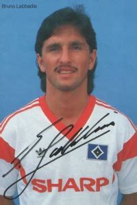Trainer bruno labbadia ruft den hsv dazu auf einheit zu demonstrieren.foto: Möllers - HSV - Eck - Autogramme
