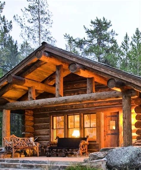 Affordable Small Log Cabin Ideas With Awesome Decoration 14 Small Log