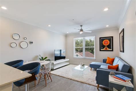 Find new orleans sublets, furnished rooms and apartments for rent with sublet.com! Parkway Apartments - New Orleans | One and Two-Bedroom ...