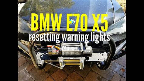 Set warning tone on key in ignition. BMW E70 X5 V8 resetting the warning lights. NO WARNING LIGHTS! first time ever! - YouTube