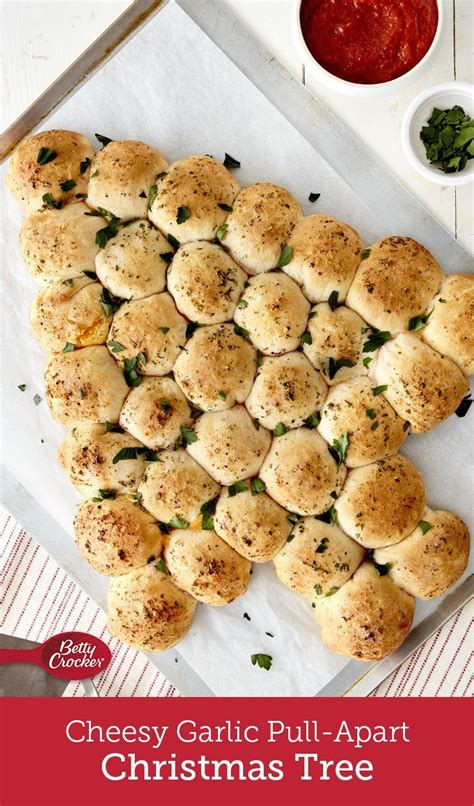 This Festive Pull Apart Made Easy With Pillsbury Biscuits Is Loaded