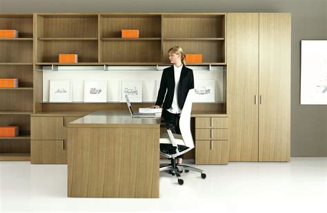 DOSSIER - Desks from Teknion | Architonic