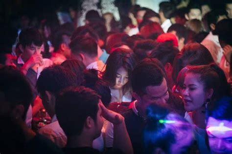 laos nightlife top 10 places to enjoy nightlife in vientiane and luang prabang