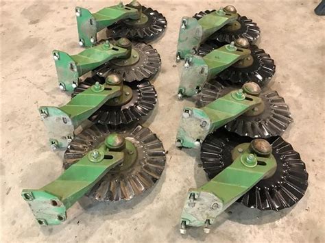 John Deere No Till Fluted Coulters Wframes Bigiron Auctions