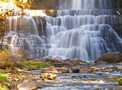 40 Beautiful Examples Of Waterfalls Photography The