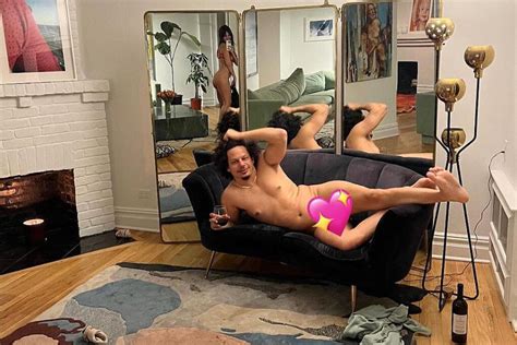 Emily Ratajkowski And Eric Andr Pose For Nude Valentine S Day Photos