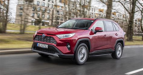 Toyota Rav4 25 Hybrid Sprawdziliśmy Ile Jest Warta I Czy Opłaca Się