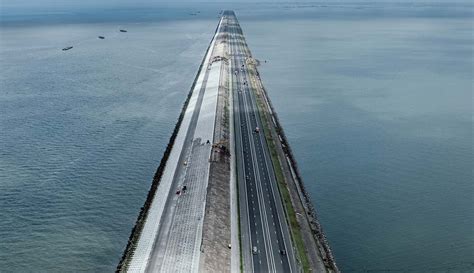 Der Afsluitdijk Faszinierendes Wasserbauwerk In Holland