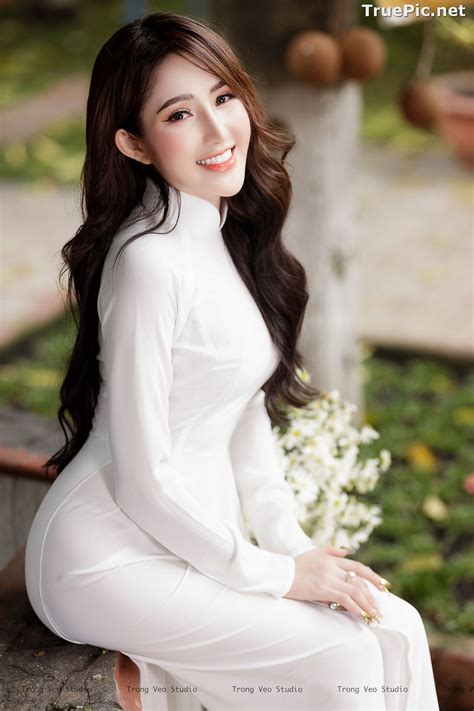 True Pic The Beauty Of Vietnamese Girls With Traditional Dress Ao Dai