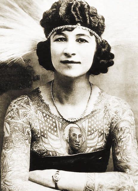 Gorgeous Vintage Photos Of Tattooed Ladies In The Late 19th To Early