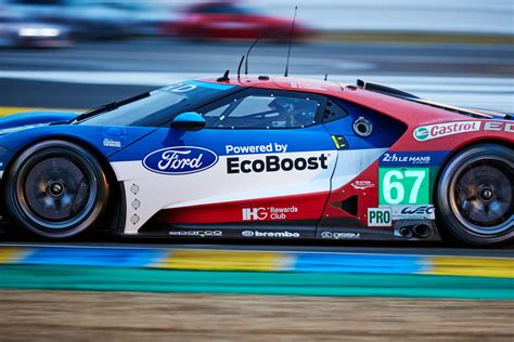 Ford Gt At The Le Mans 24 Hours