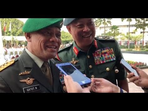 Sehingga kini seramai 17 orang telah menyandang jawatan tertinggi angkatan tentera ini. Persahabatan Jenderal TNI Gatot Nurmantyo dan Panglima ...