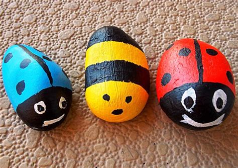 See 50 examples of this extraordinary animal painted rocks. easy rock painting for kids ~ projects art craft ideas