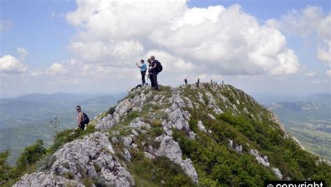 Srbija Ima Svoje Alpe Veliki Krš Kraj Bora Privlači Mnoštvo Posetilaca