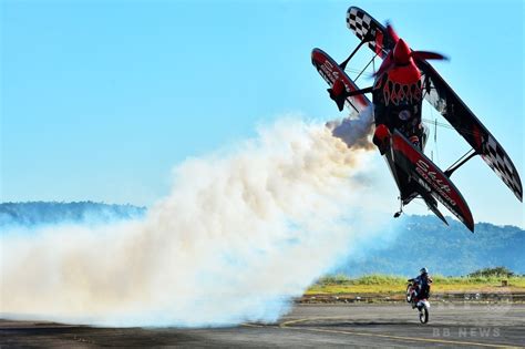 ナルト 第72巻 ナルト zip ナルト rar ナルト raw ナルト dl ナルト torrent read the rest of this entry ». 迫力の曲芸飛行を披露、エルサルバドルで航空ショー 写真8枚 ...