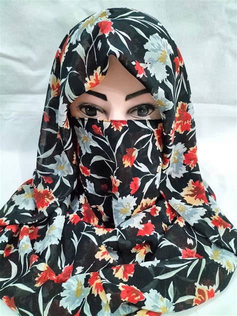 Niqab Ready To Wear Print Suzain Hijabs