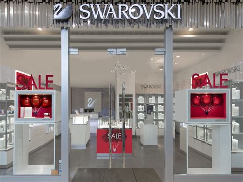Swarovski Sale Campaign By Dfrost Retail Identity Architizer