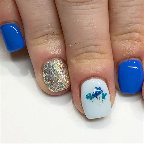 Top 10 pressed dried flowers on nails. Dried flowers | Dried flowers, Nails, Flowers