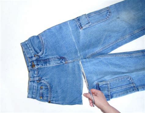 موضة بنطلون ال boyfriend jeans بيكون عادة موديلة واسع مش سكيني يعني مناسب جدا للمحجبات, وتقدري تلبسيه باكتر من طريقة ممكن تلبسي عليه قميص وشوز رياضي. صور جيبه جنس للاطفال - بيوتي
