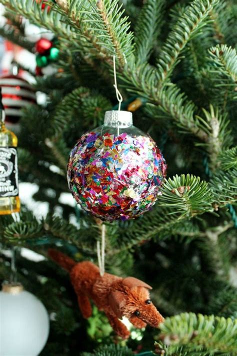 Debes cortarlos lo mejor posible para que el efecto final esté de la mejor forma. 1001 + ideas de bolas de Navidad hechas a mano | Homemade christmas ornaments diy, Christmas ...