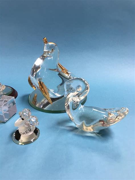 Boldon Auction Galleries Dazzling Crystal