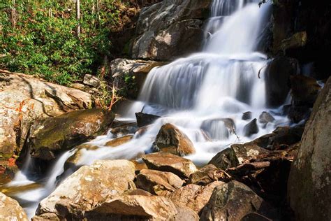 Top 5 Smoky Mountain Waterfalls You Need To See