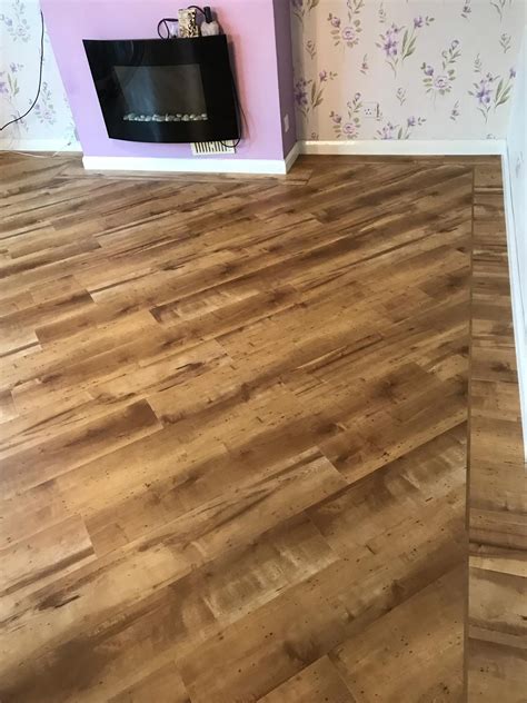 Karndean Van-Gogh, lounge fitted diagonal with a border ...