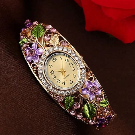 2019 bracelet elegant women watch vintage alloy crystal flower bangle bracelet quartz watch