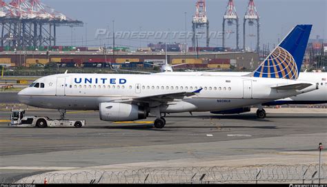 N808ua United Airlines Airbus A319 131 Photo By Omgcat Id 1465991