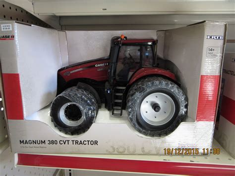 116th Caseih Magnum 380 Toy Tractor New Farm Magnum Tractors