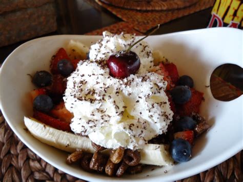 Cut into 6 rows by 3 rows. Pine Creek Style: Banana Split for Breakfast?...