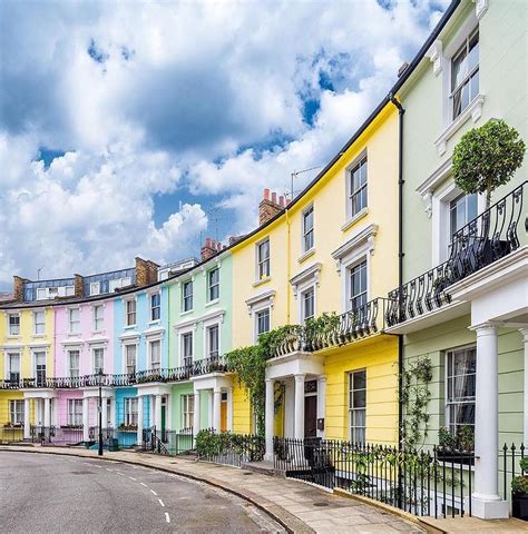 The Prettiest Streets In London For You To Explore This Spring