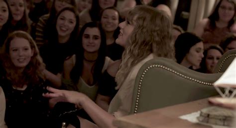 Taylor Swift Gives Fans An Inside Look At ‘reputation Secret Sessions