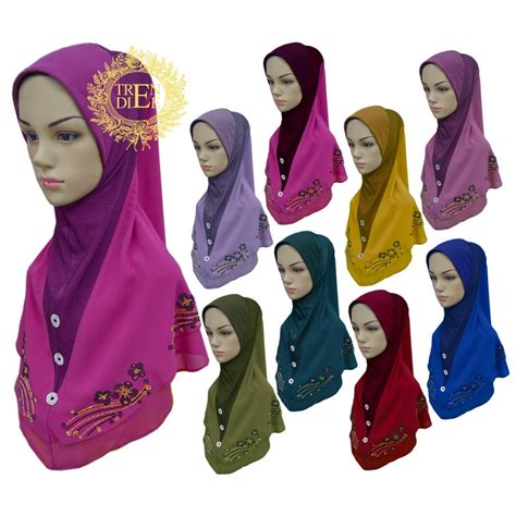 Tudung Warna Merah Bermanik Andrea Ogden