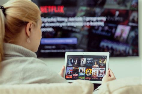 How To Connect Netflix From Phone To Tv Easy Guide Howto