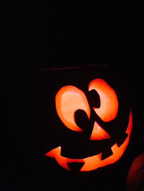 20 Funny Faces For Pumpkin Carving