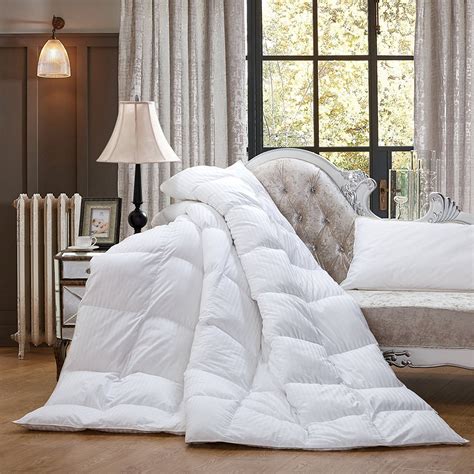 King Size White Goose Down Comforter Duvet Insert Quilted Comforter Box Stitched Fluffy 60